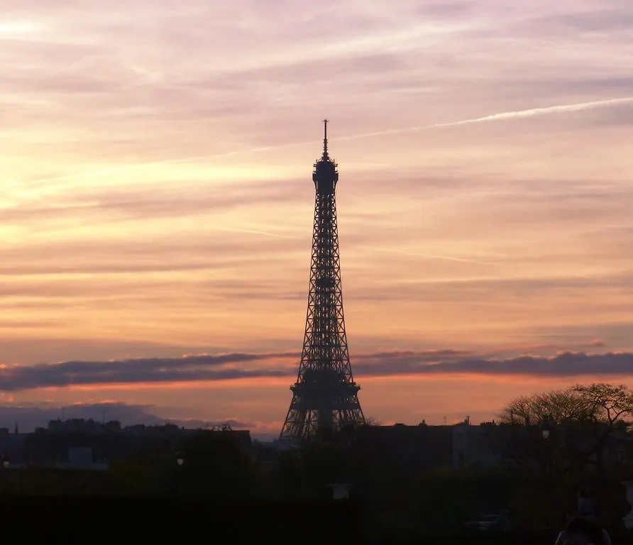 Residence Paris Eiffel 4*,  France
